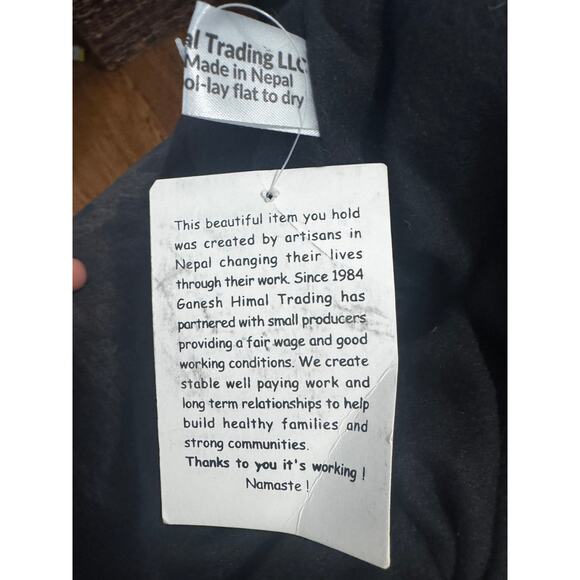 Ganesh Himal Trading Co. Hand-Knit in Nepal 100% Wool New With Tags - Picture 4 of 4